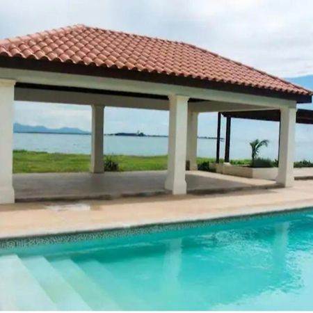 Impeccable 2-Br Apartment-Ornella Villa At Bayfront Villa Portmore Luaran gambar